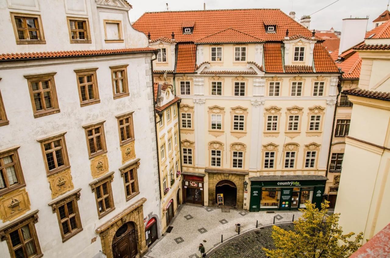 Best Spot Hostel Praha Bagian luar foto